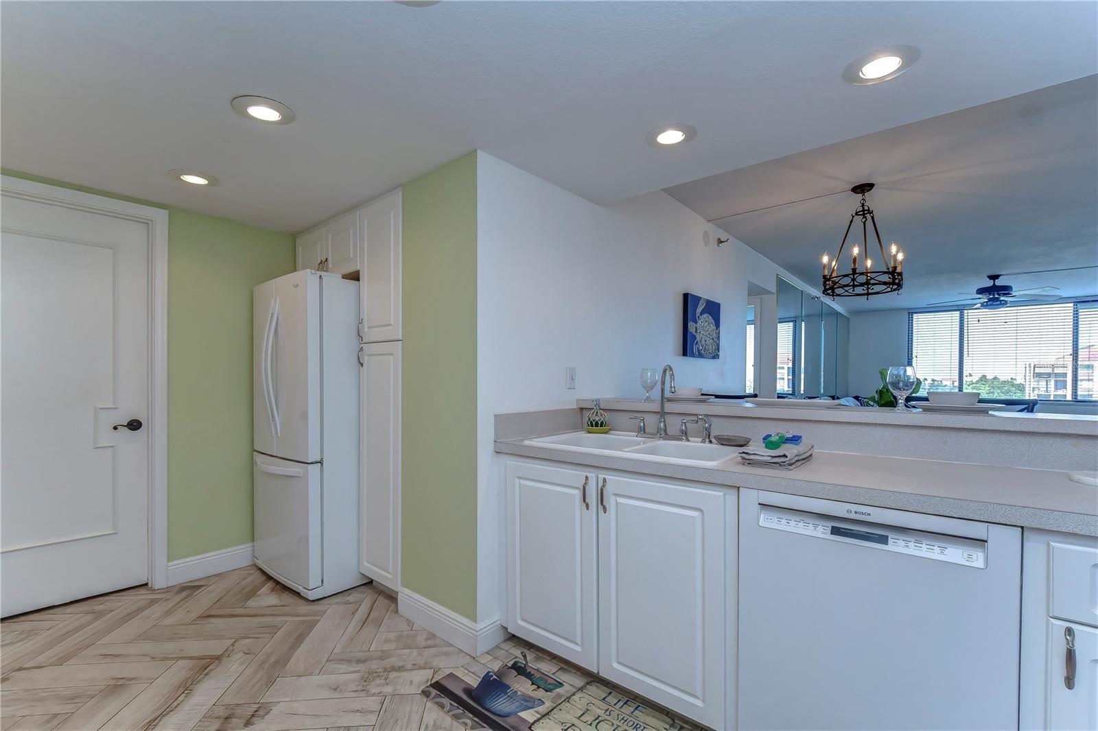 Image 6 of 45 For 6322 Palma Del Mar Boulevard S 505