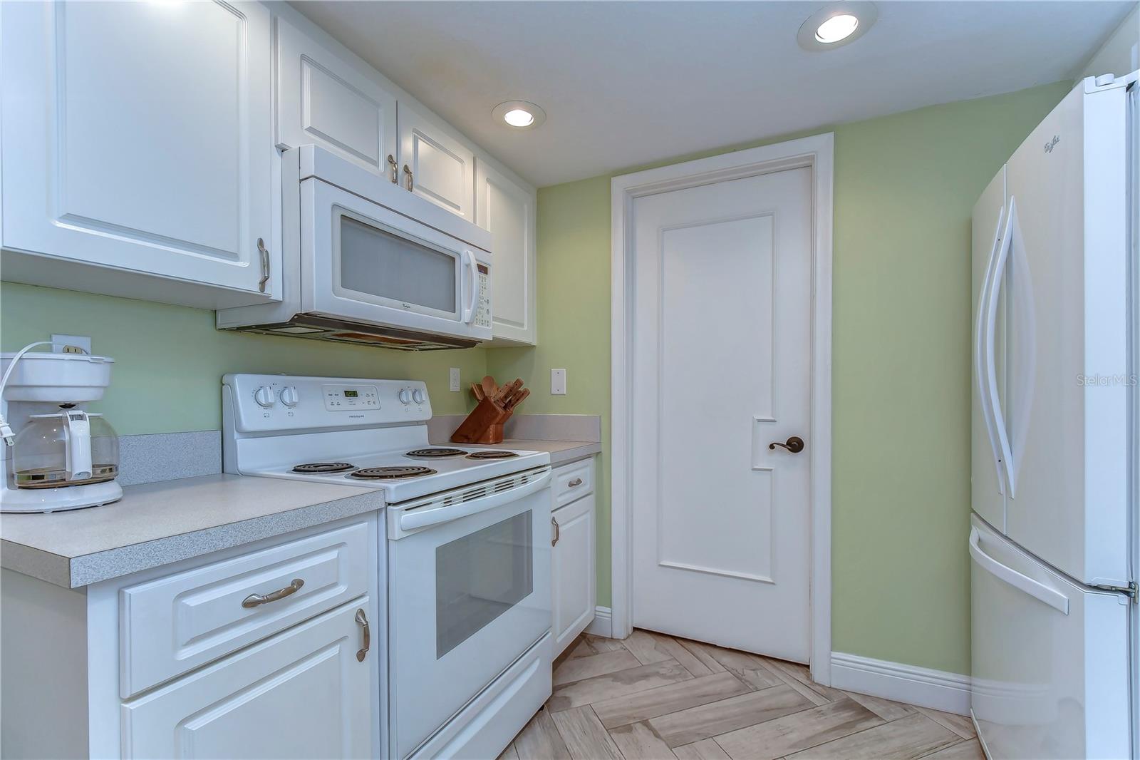 Image 7 of 45 For 6322 Palma Del Mar Boulevard S 505