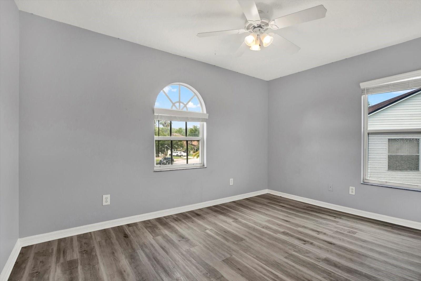 Image 12 of 25 For 544 Lake Cypress Circle