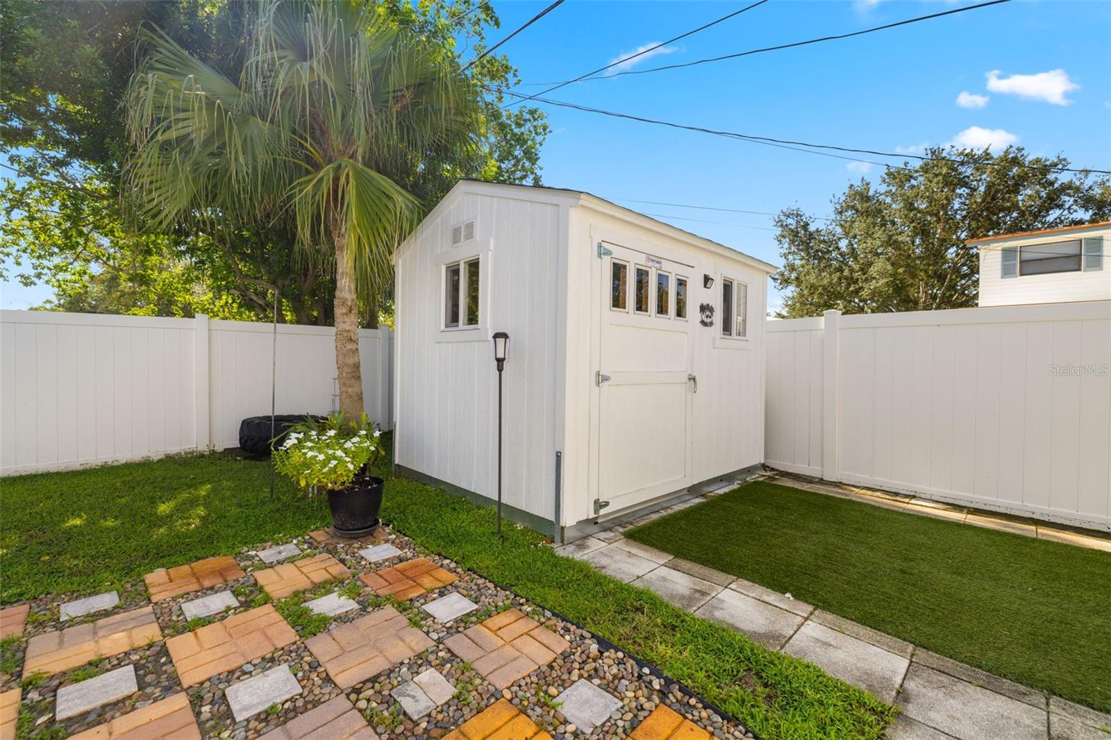 Image 36 of 47 For 6447 19th Street N