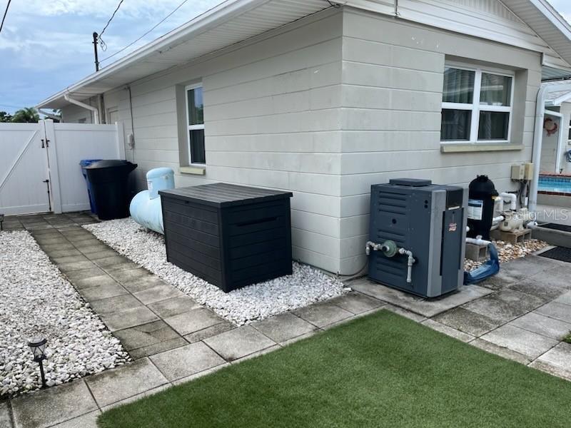 Image 37 of 47 For 6447 19th Street N