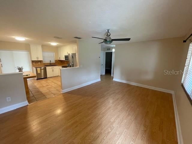 Image 8 of 14 For 8067 Candlewoode Drive