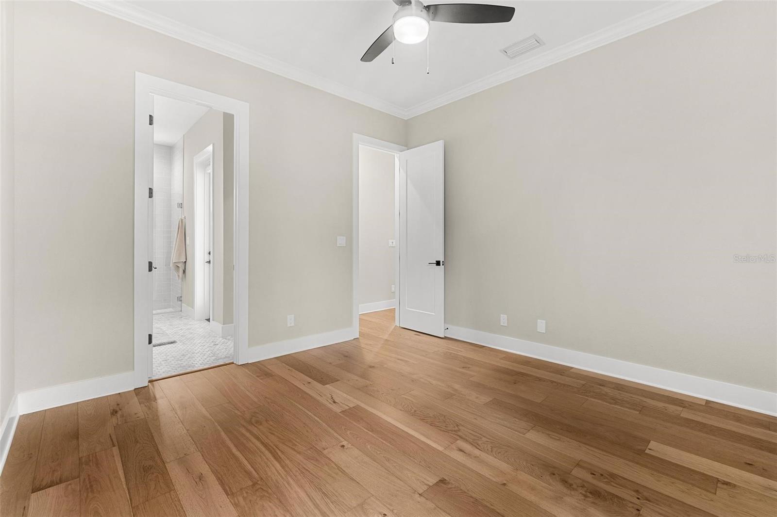 Image 17 of 46 For 3314 Villa Rosa Street