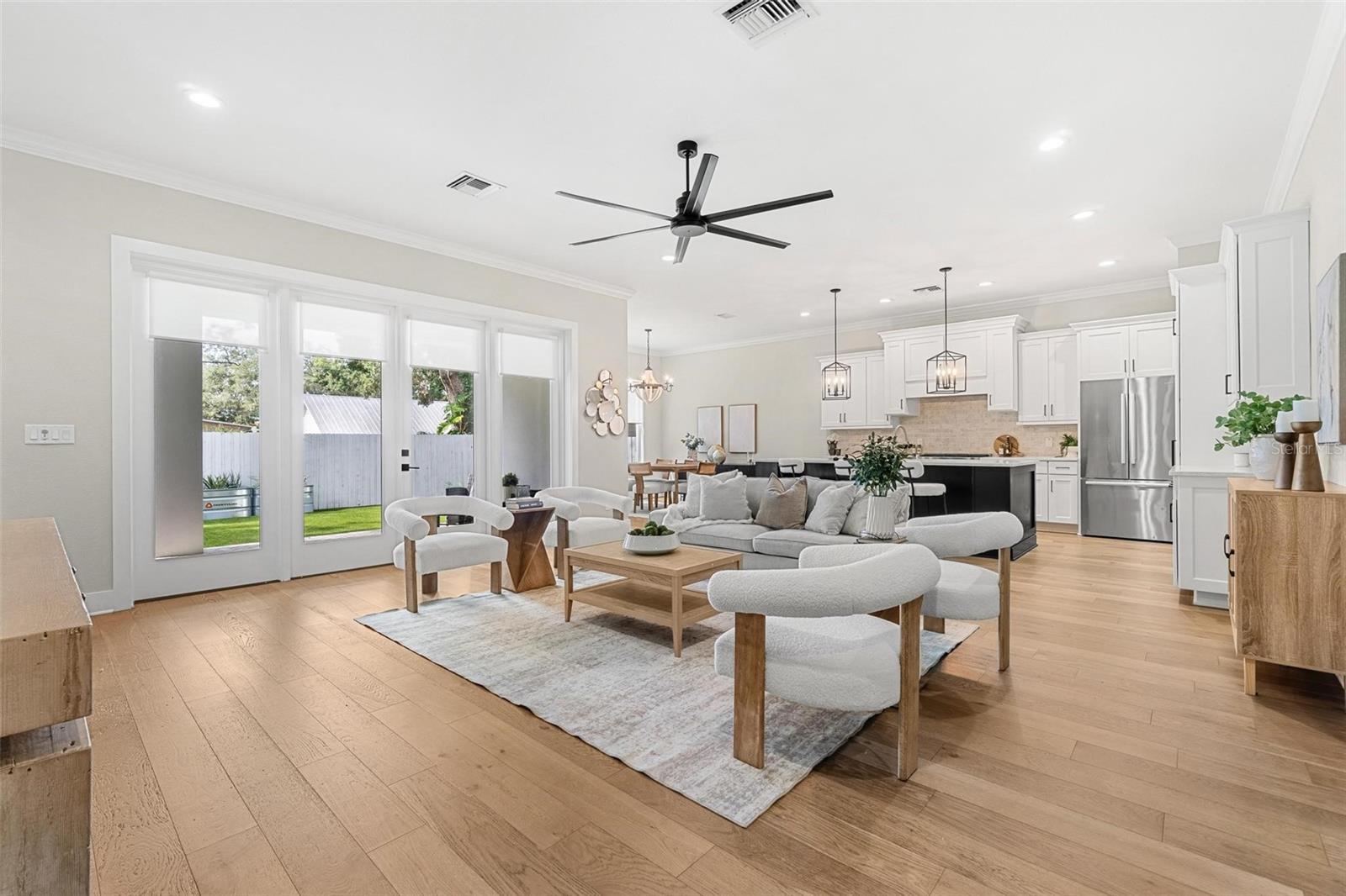 Image 5 of 46 For 3314 Villa Rosa Street