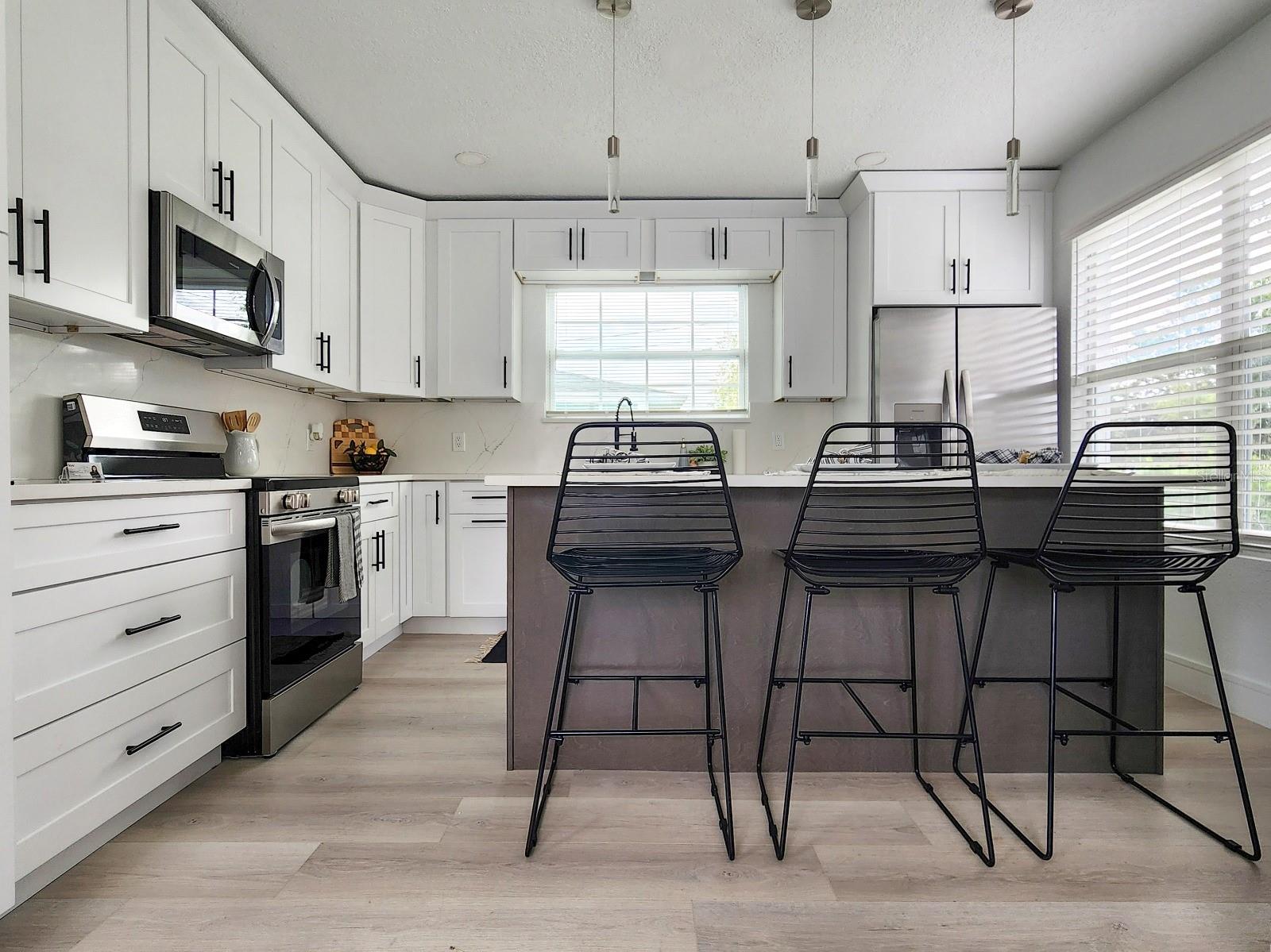 Image 11 of 30 For 2711 Cordelia Street