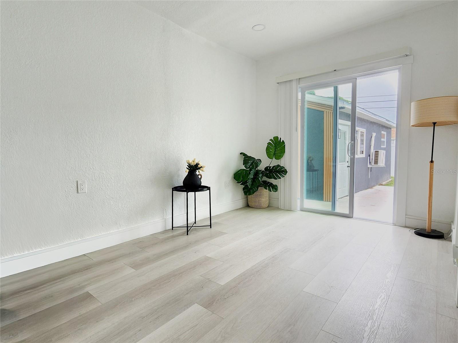 Image 16 of 30 For 2711 Cordelia Street