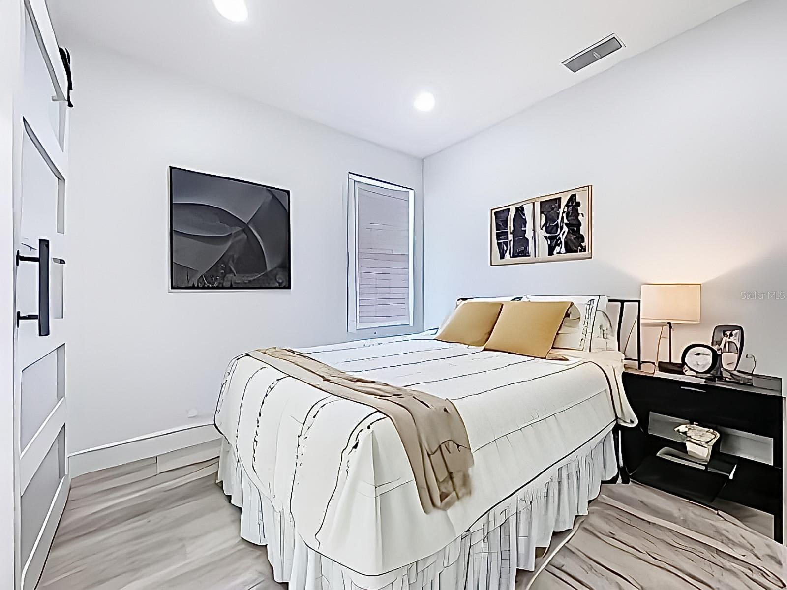 Image 17 of 30 For 2711 Cordelia Street