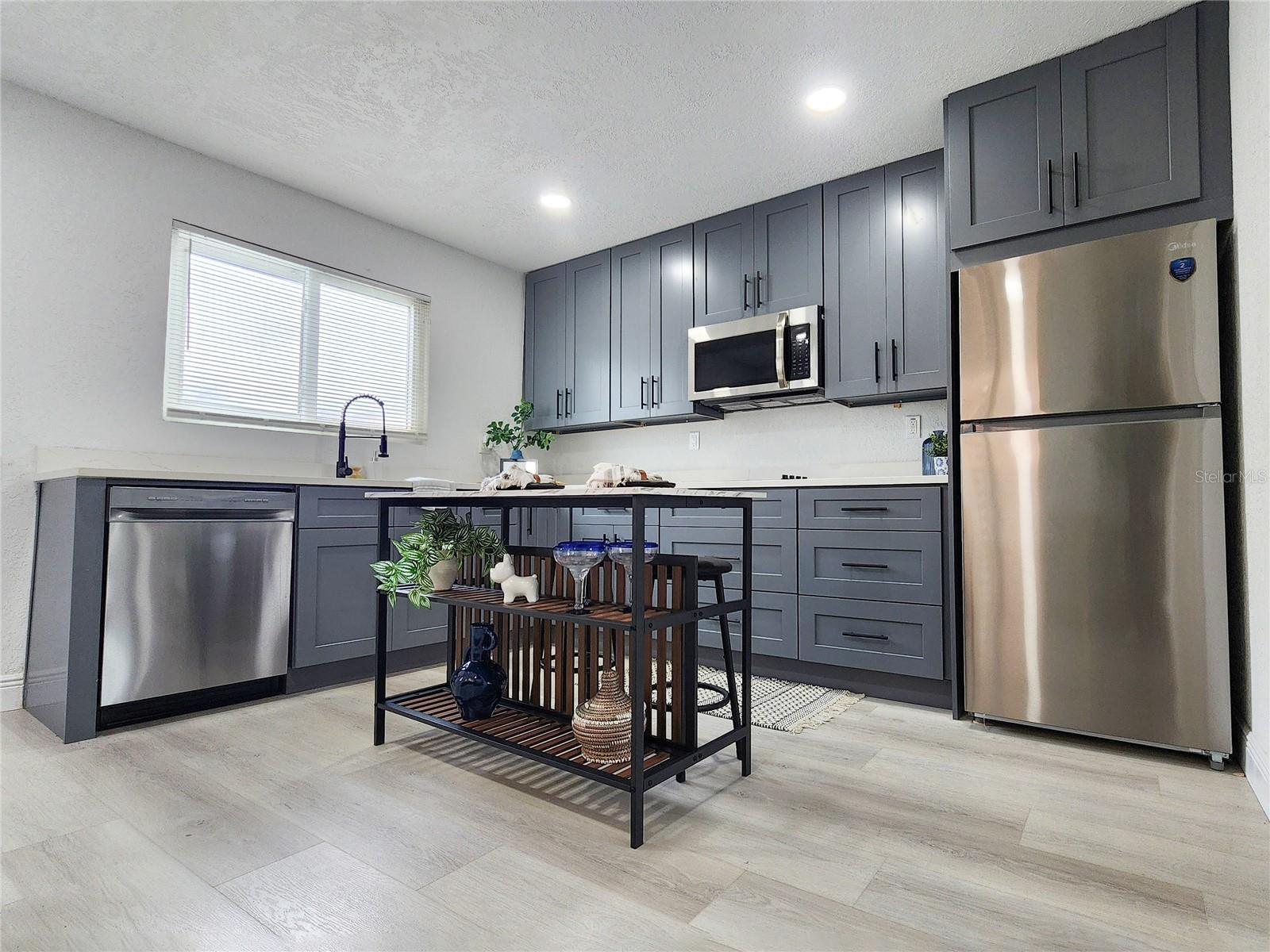 Image 22 of 30 For 2711 Cordelia Street