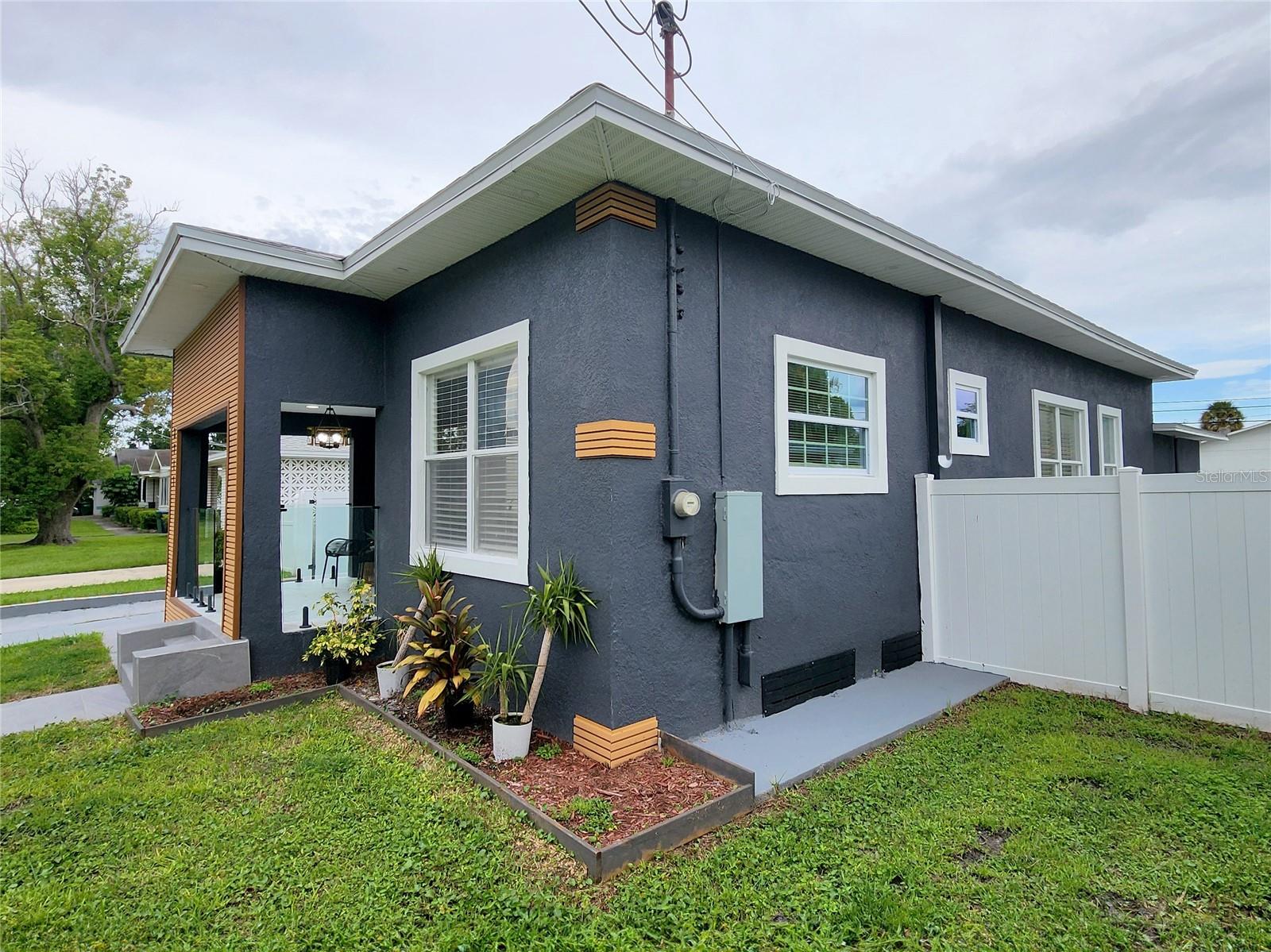 Image 28 of 30 For 2711 Cordelia Street