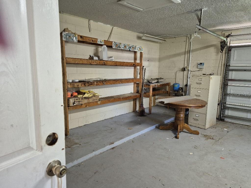 Image 3 of 6 For 2509 Willow Oak Drive