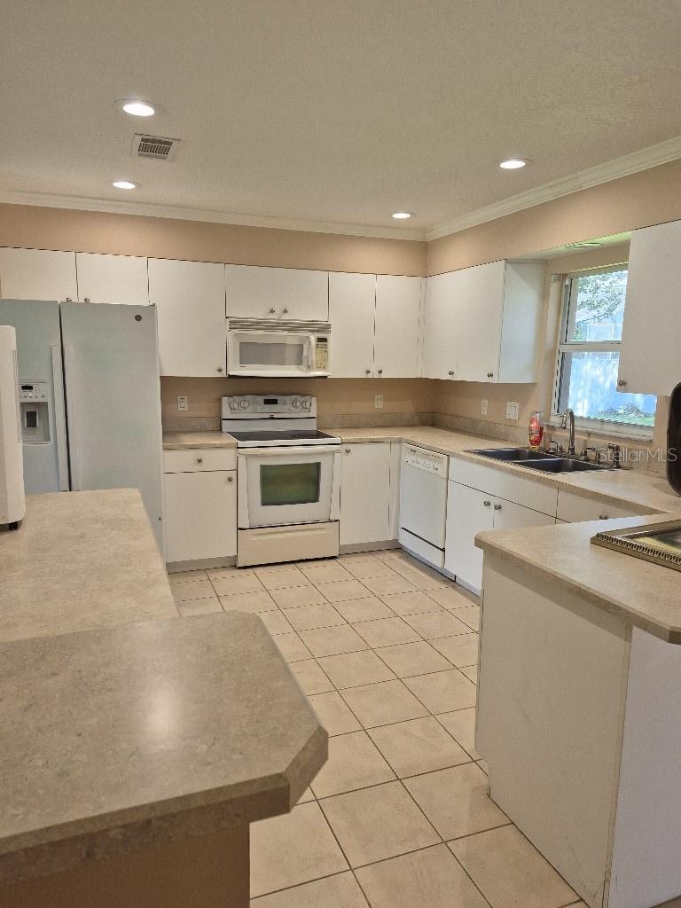 Image 4 of 6 For 2509 Willow Oak Drive