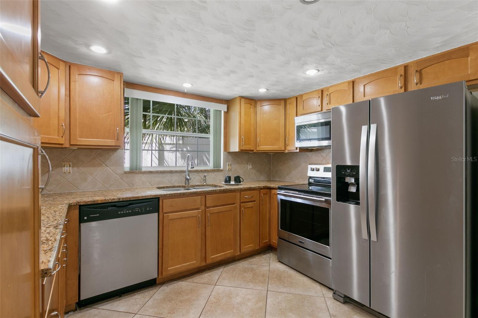 Image 13 of 29 For 7114 Parrot Drive