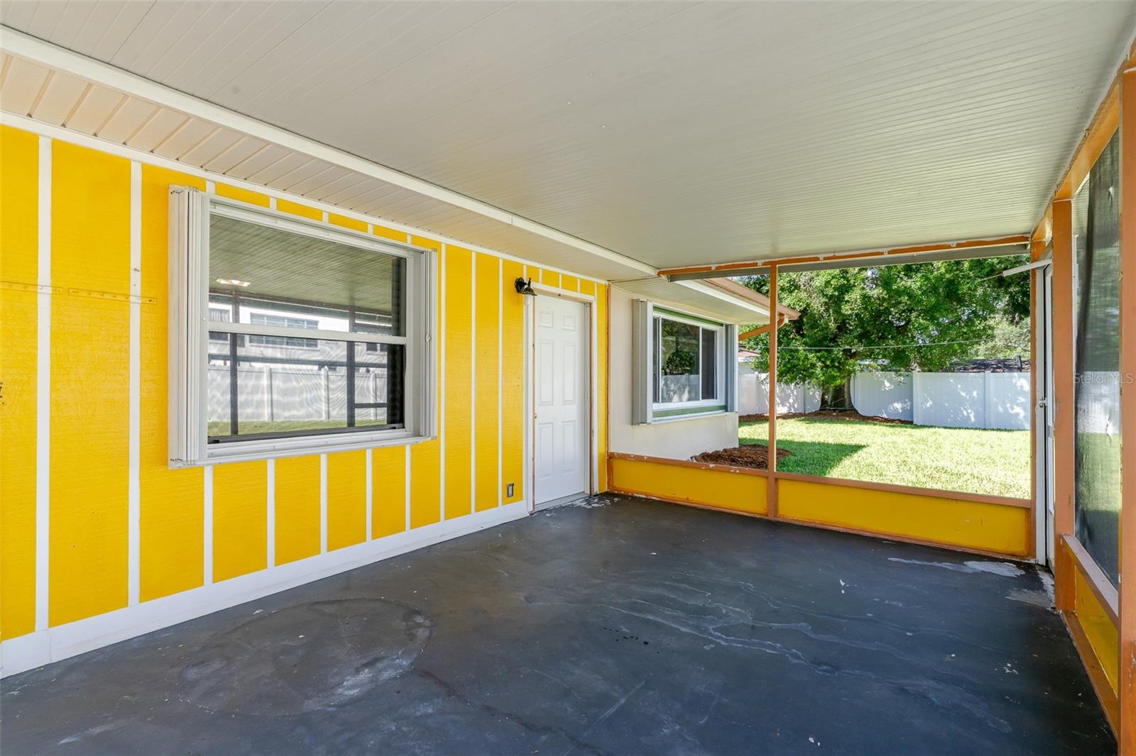 Image 29 of 34 For 828 3rd Avenue Sw