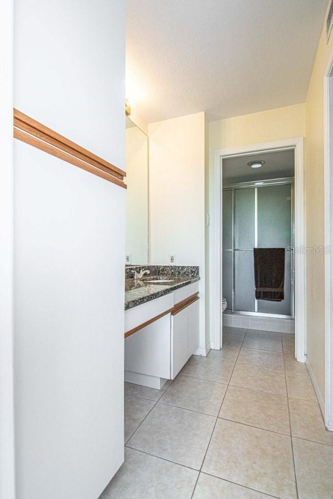 Image 12 of 23 For 3211 Swann Avenue 502