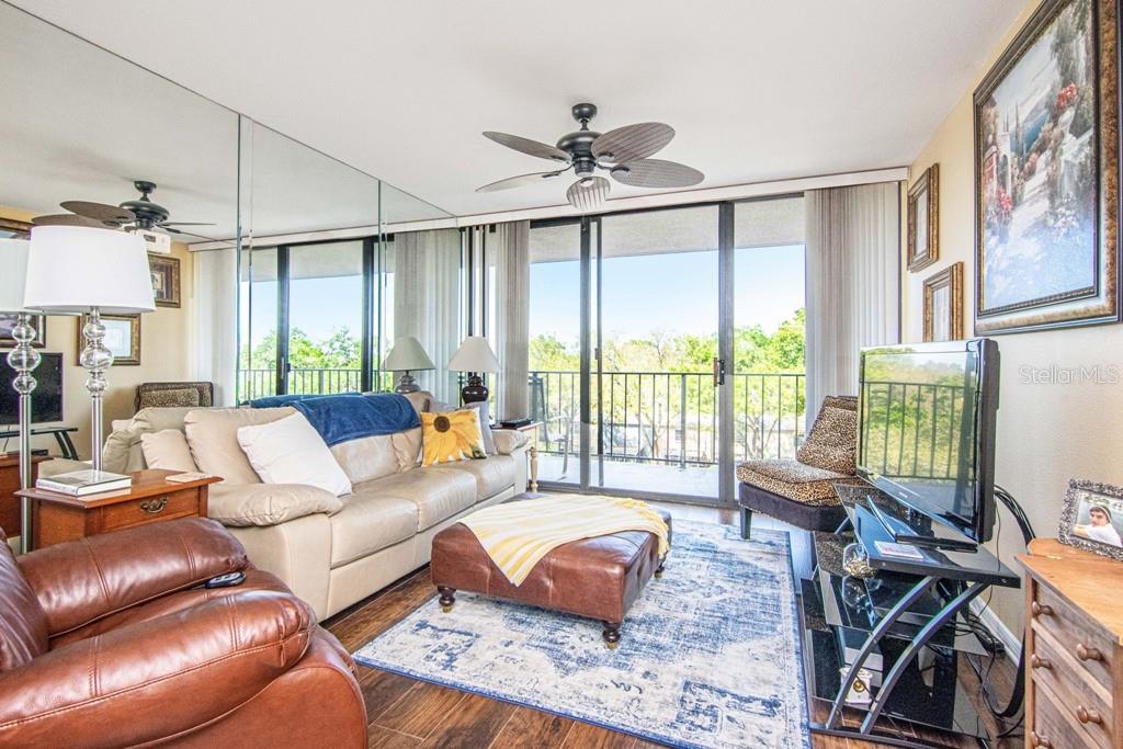 Image 2 of 23 For 3211 Swann Avenue 502
