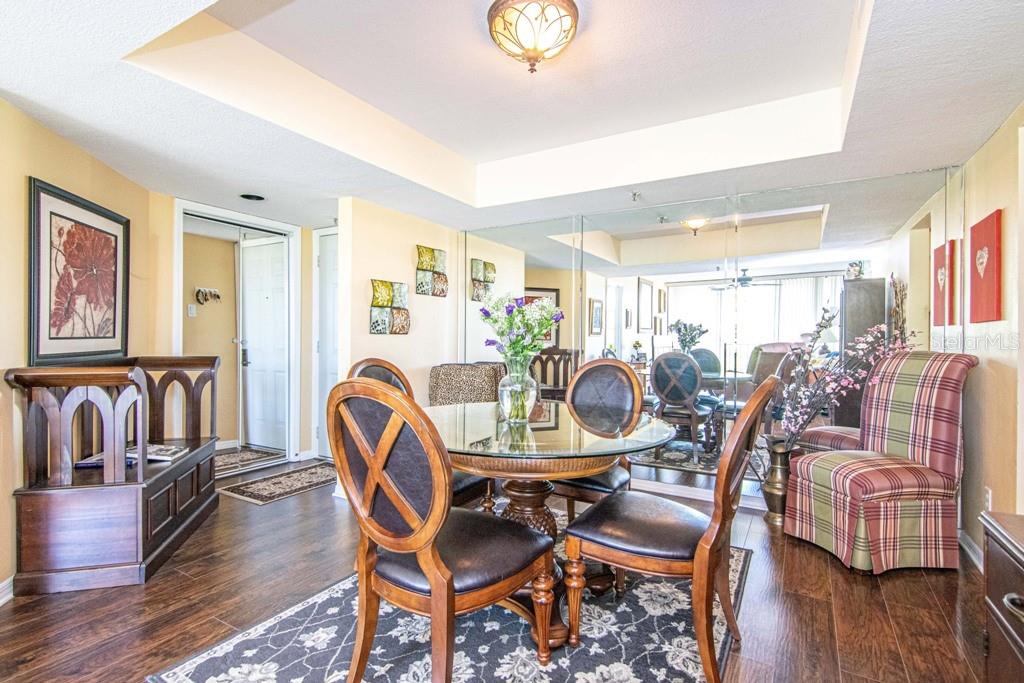 Image 5 of 23 For 3211 Swann Avenue 502