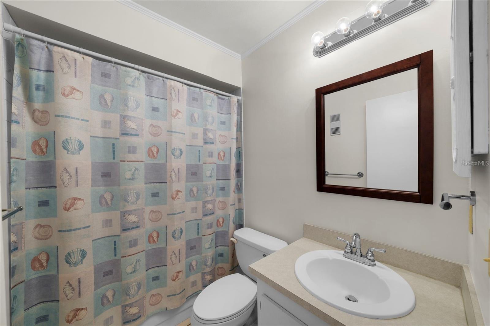 Image 21 of 25 For 2679 Sabal Springs Circle 203