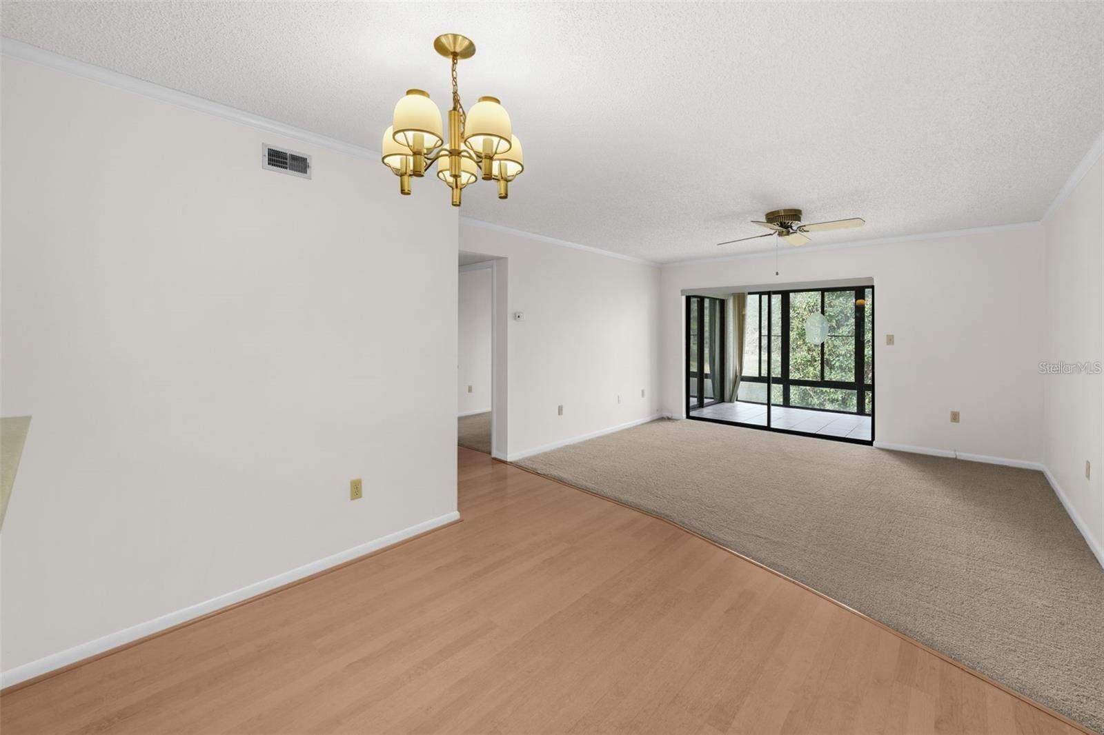 Image 9 of 25 For 2679 Sabal Springs Circle 203