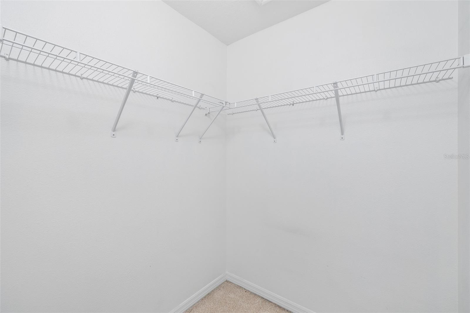 Image 20 of 37 For 7001 Interbay Boulevard 303