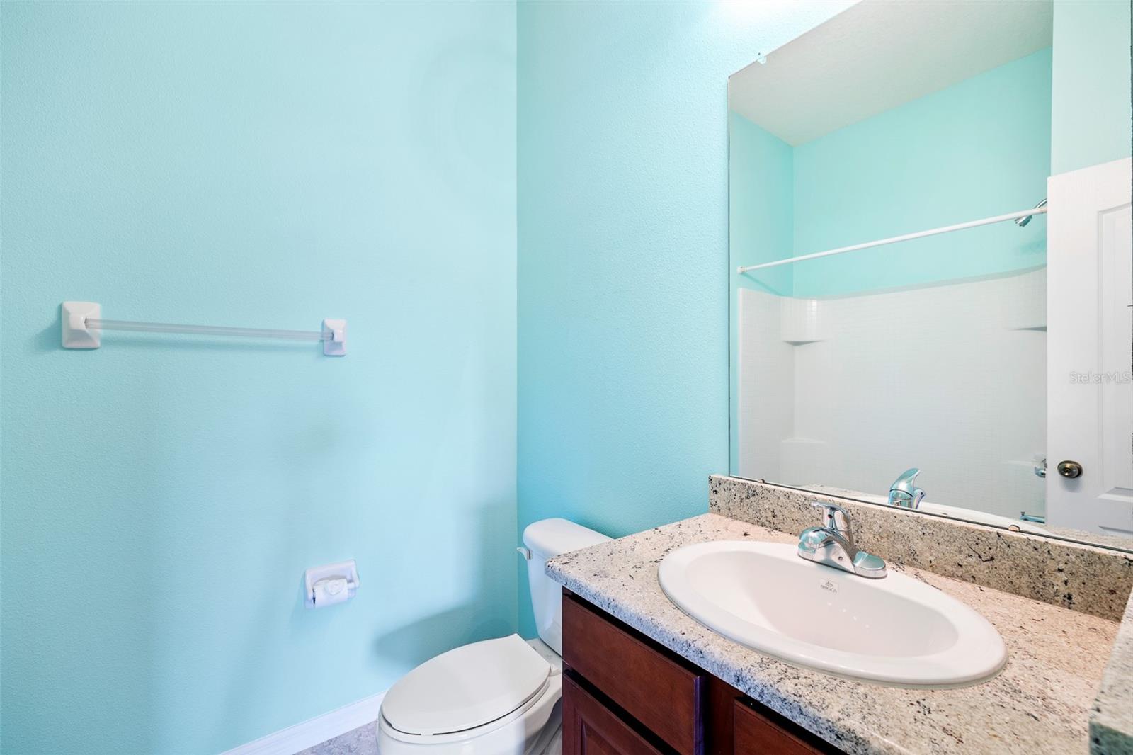Image 23 of 37 For 7001 Interbay Boulevard 303
