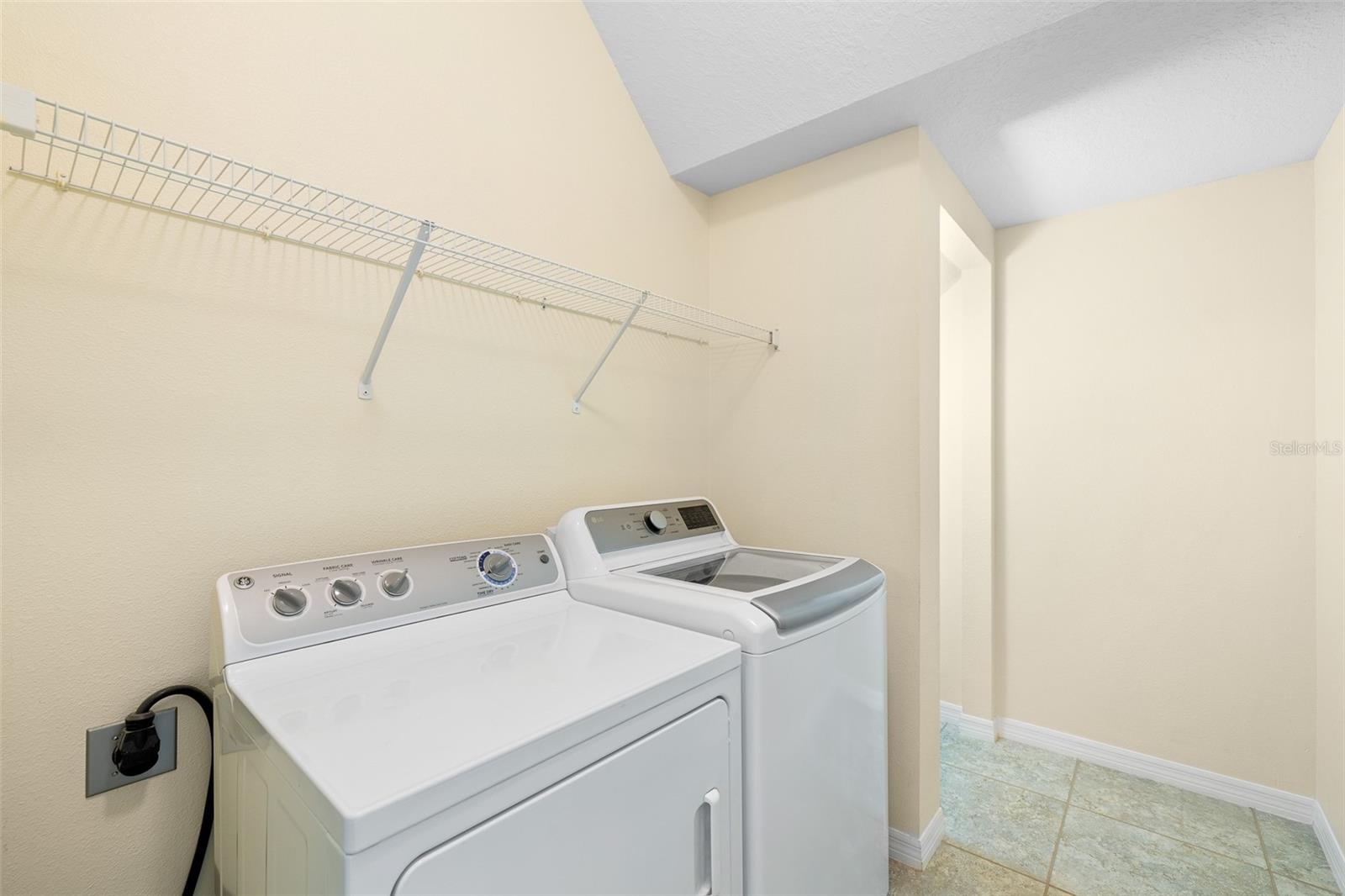 Image 28 of 37 For 7001 Interbay Boulevard 303