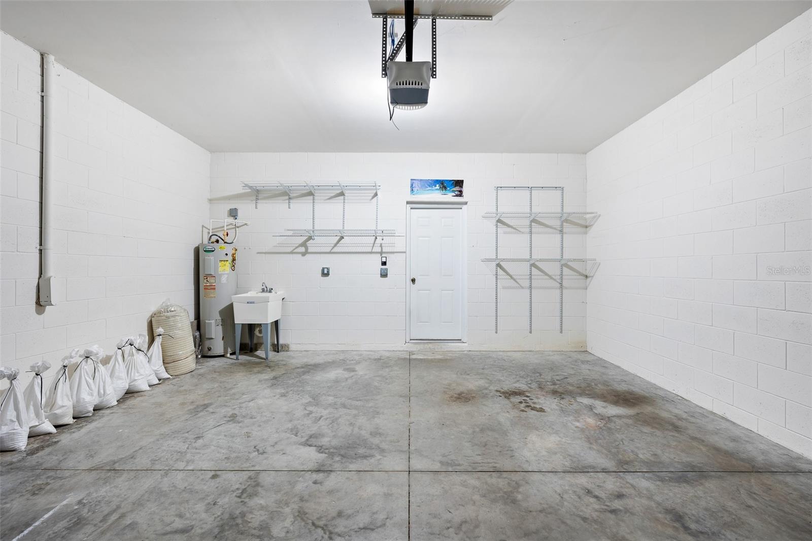 Image 29 of 37 For 7001 Interbay Boulevard 303