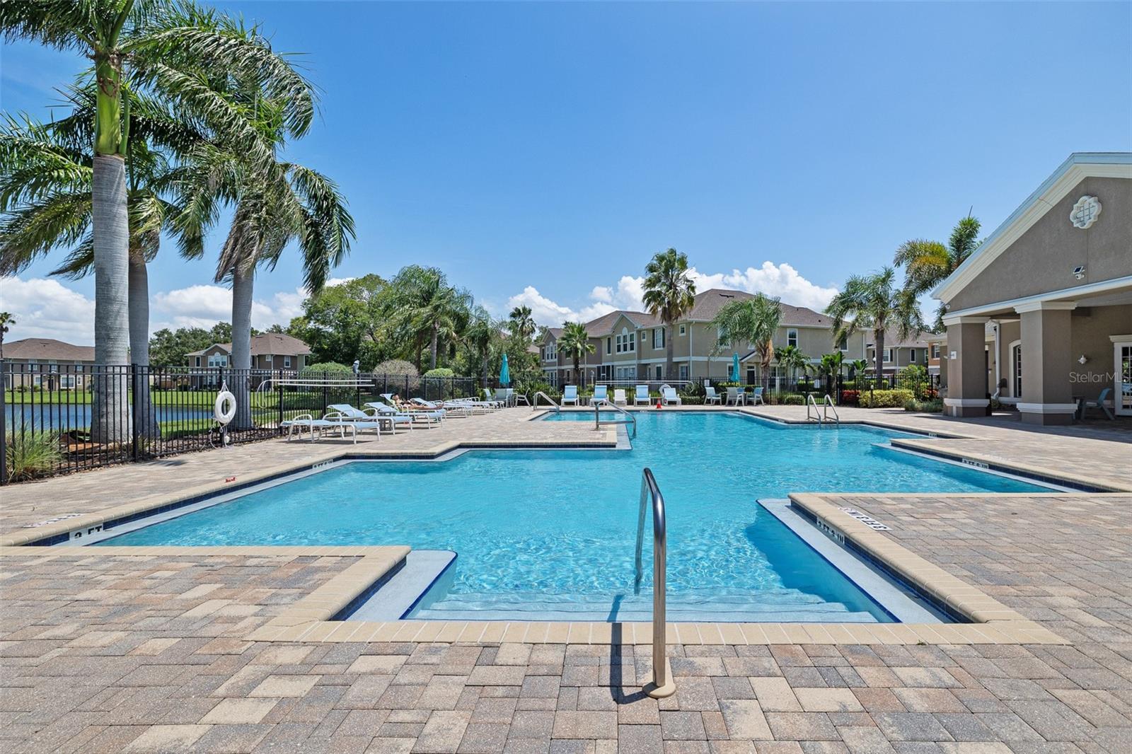 Image 31 of 37 For 7001 Interbay Boulevard 303