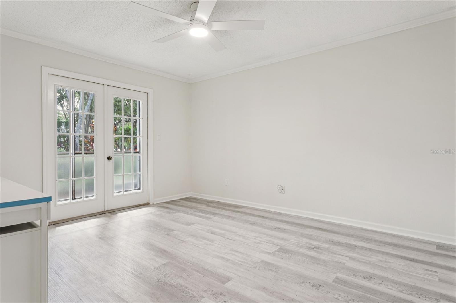 Image 18 of 27 For 2101 Fox Chase Boulevard 102