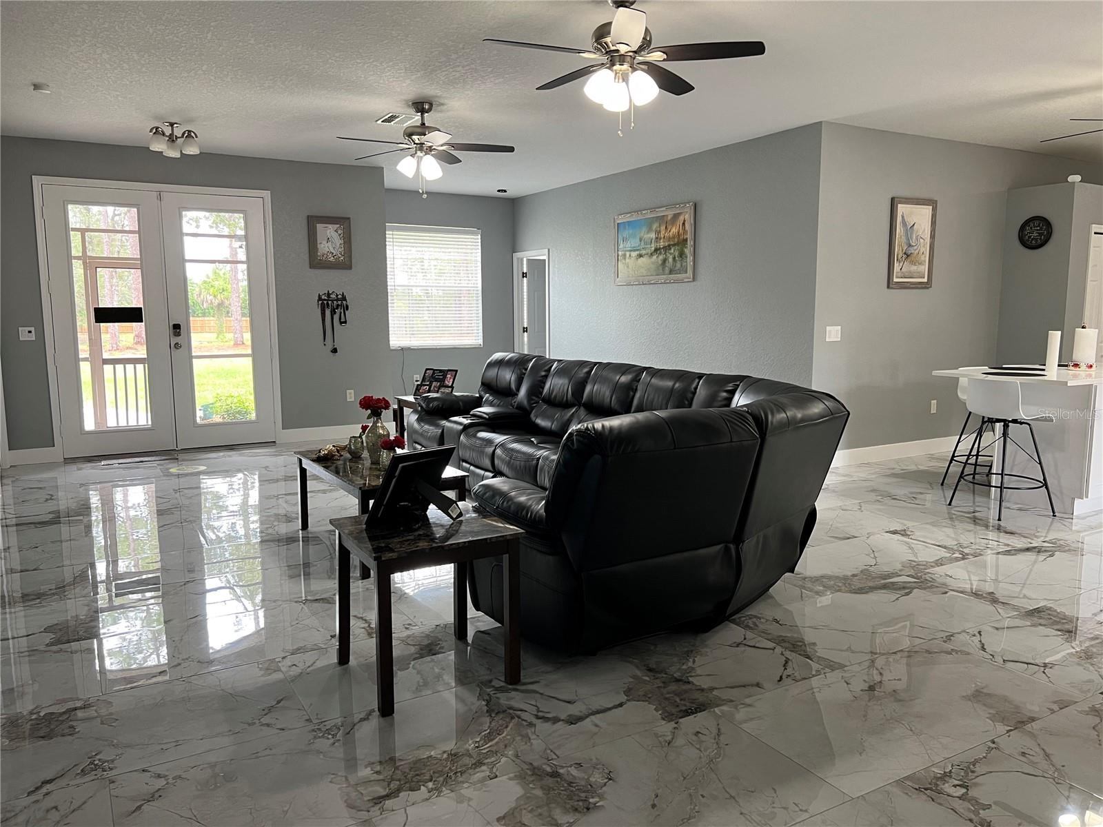 Image 11 of 53 For 9078 Birmingham Avenue