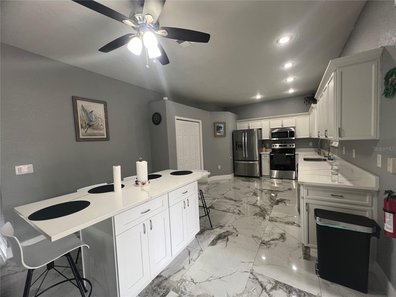 Image 17 of 53 For 9078 Birmingham Avenue