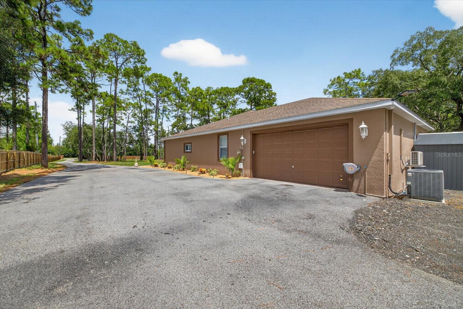 Image 4 of 53 For 9078 Birmingham Avenue