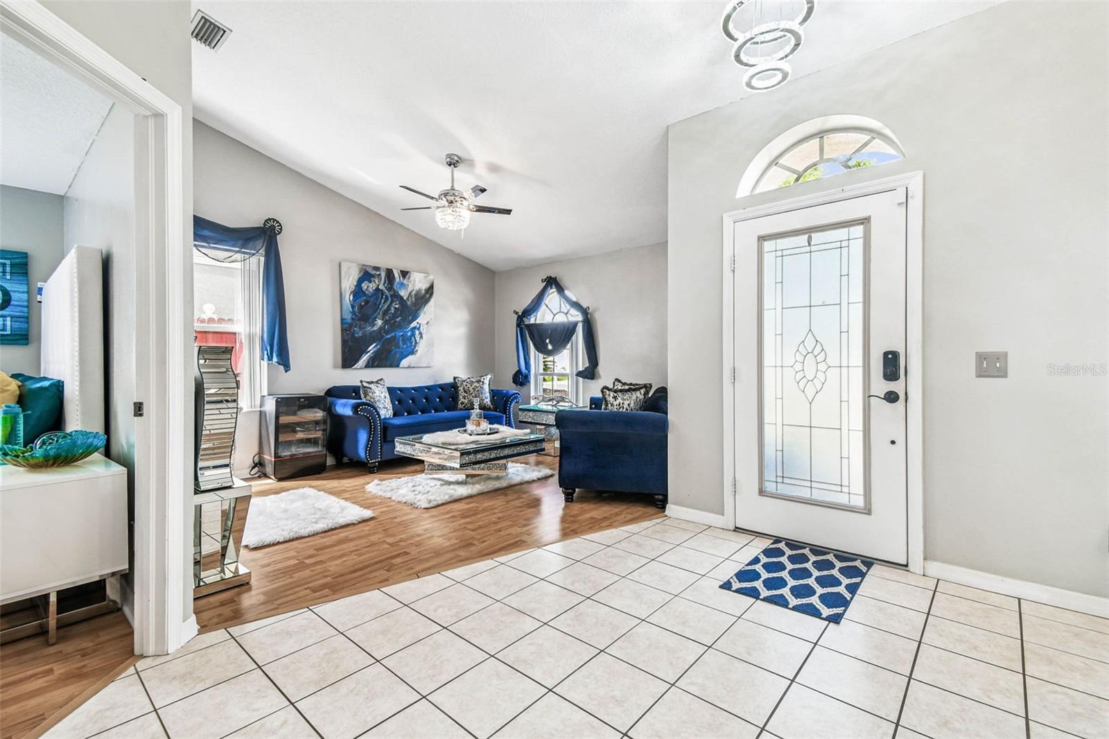 Image 11 of 80 For 9804 Ocasta Street