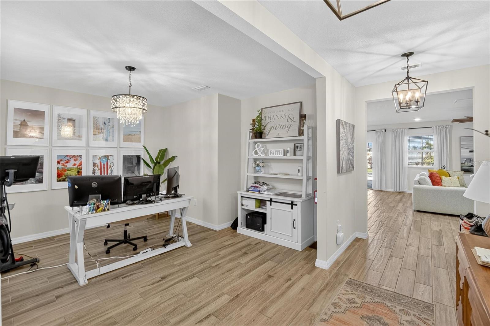 Image 11 of 96 For 11904 Bahia Valley Drive