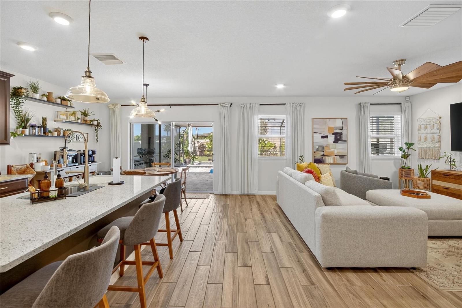 Image 12 of 96 For 11904 Bahia Valley Drive