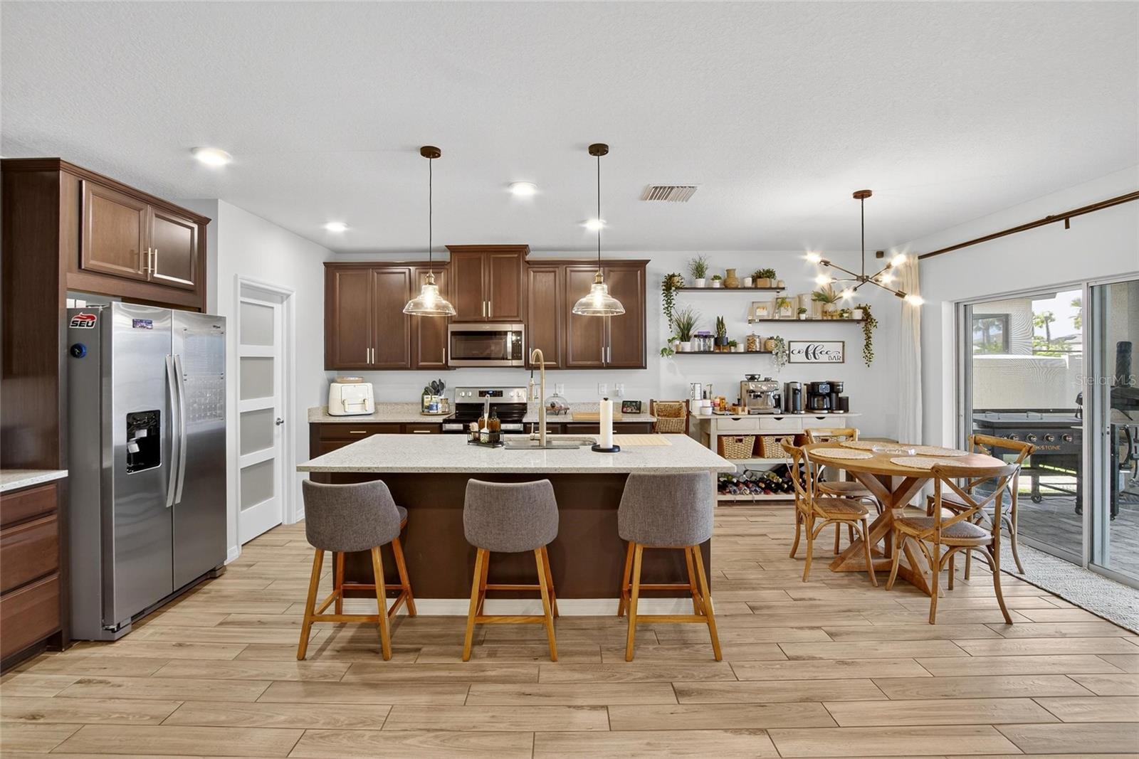 Image 15 of 96 For 11904 Bahia Valley Drive