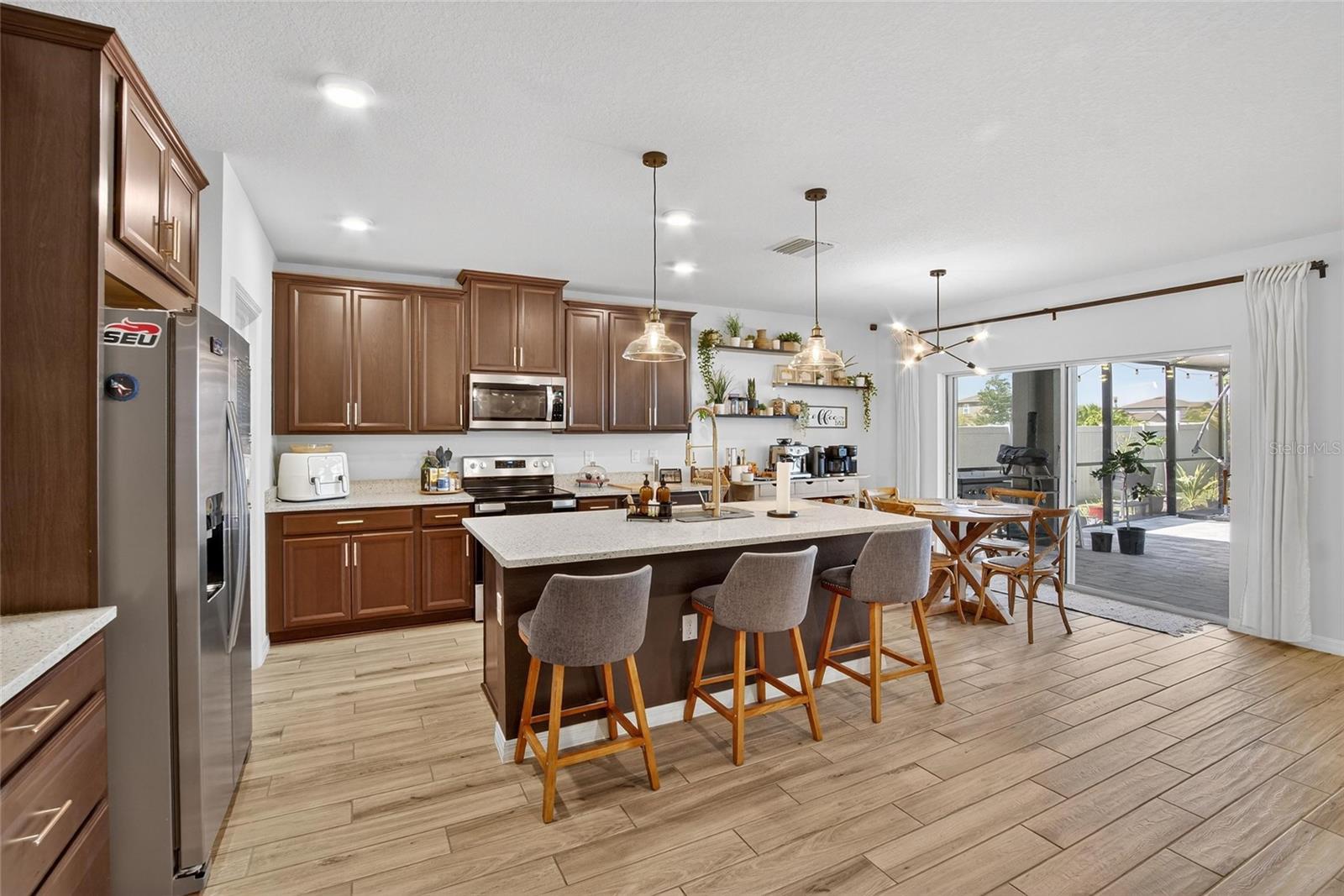 Image 16 of 96 For 11904 Bahia Valley Drive