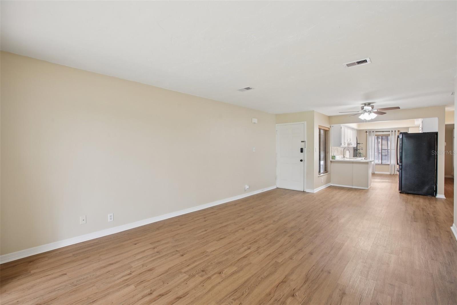 Image 12 of 44 For 7300 Sunshine Skyway Lane S 202