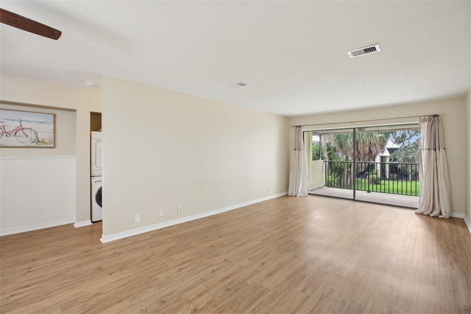 Image 14 of 44 For 7300 Sunshine Skyway Lane S 202