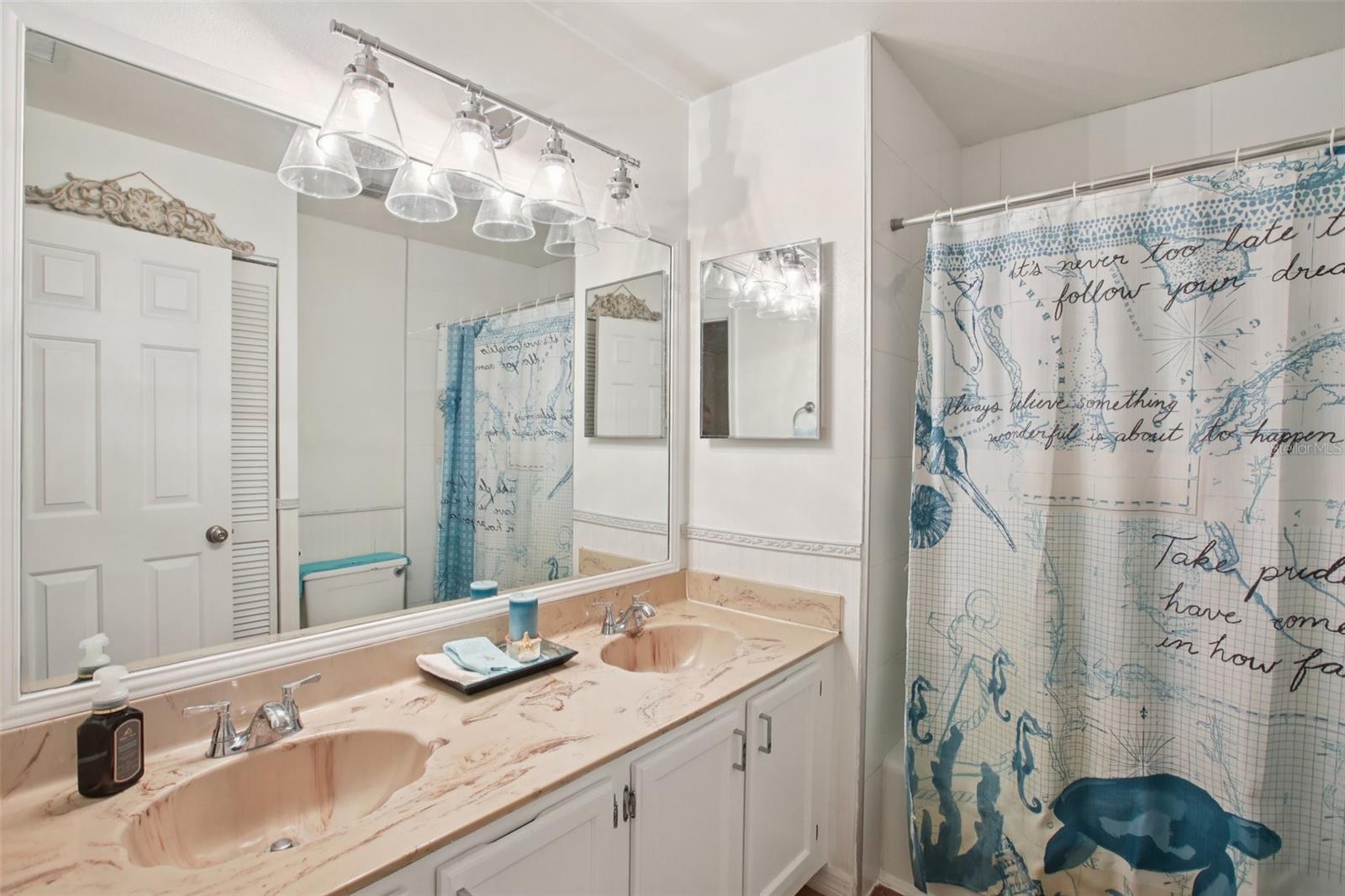 Image 21 of 44 For 7300 Sunshine Skyway Lane S 202