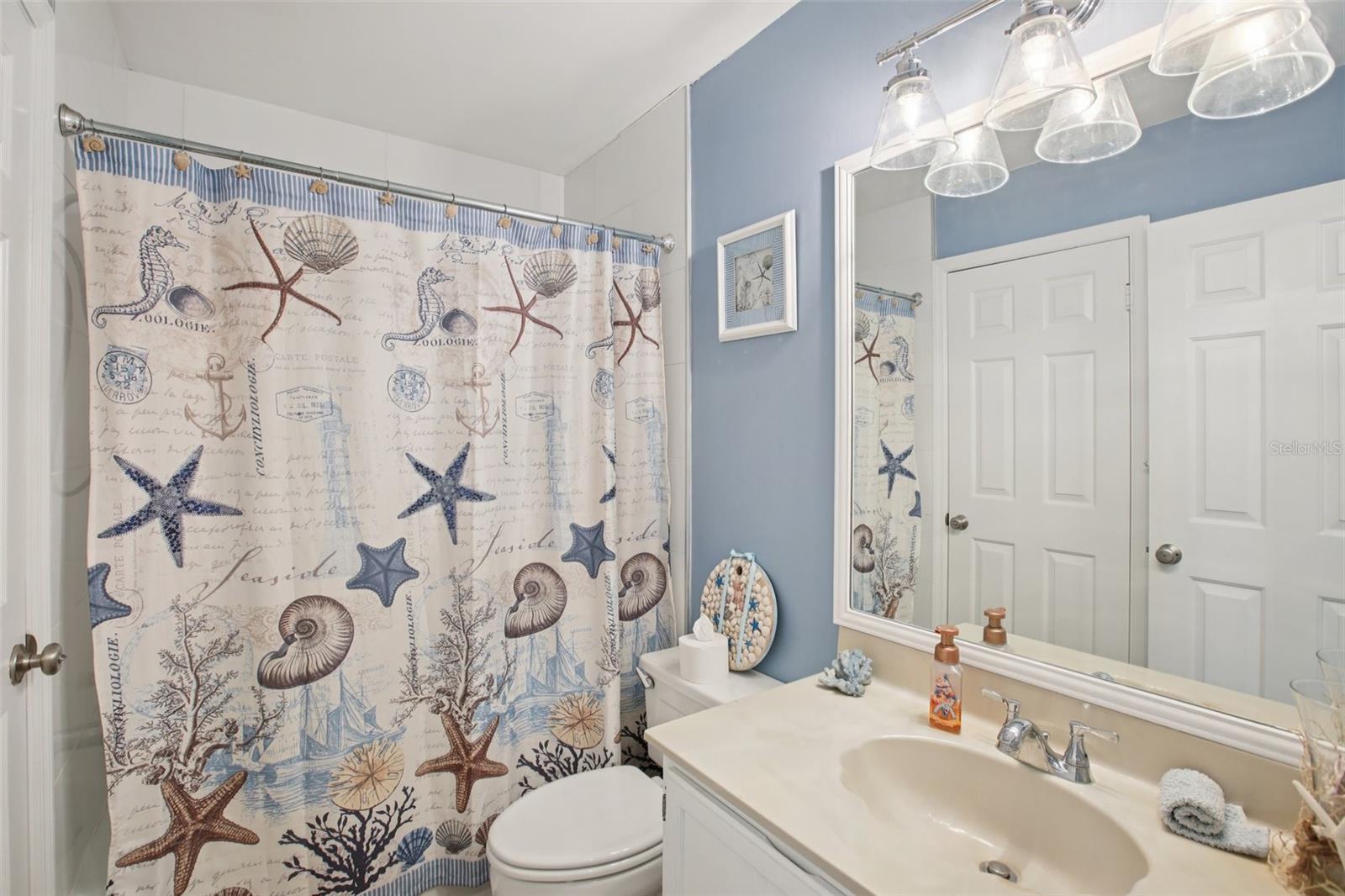Image 24 of 44 For 7300 Sunshine Skyway Lane S 202