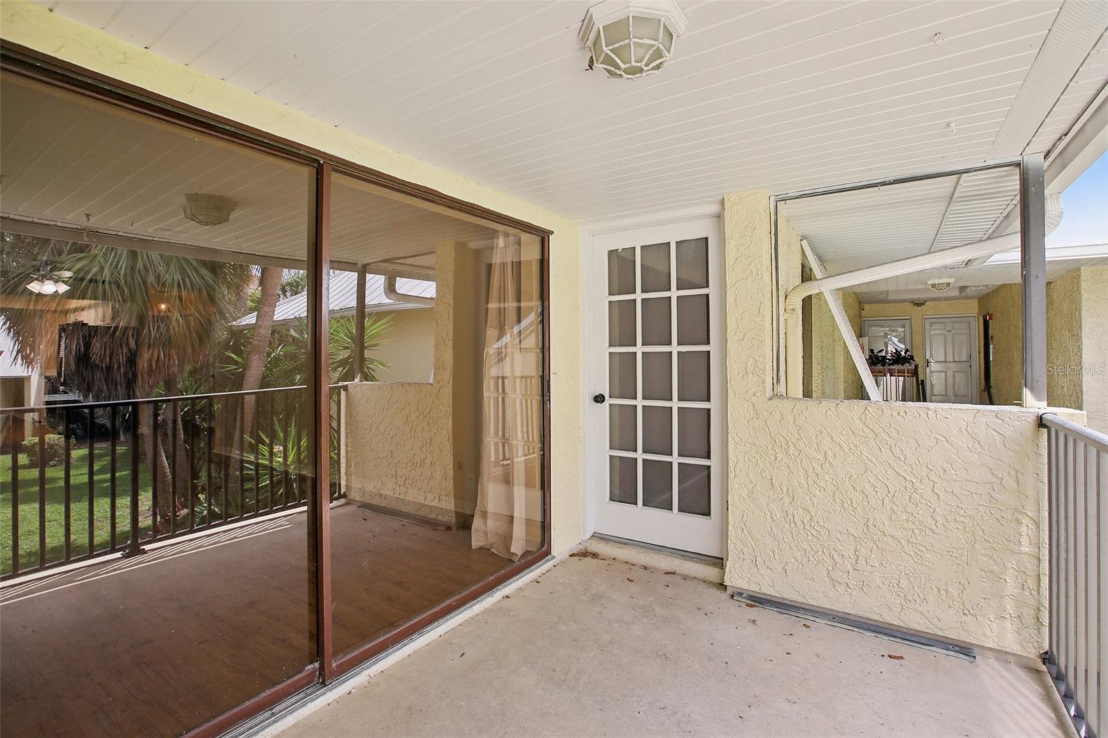Image 27 of 44 For 7300 Sunshine Skyway Lane S 202