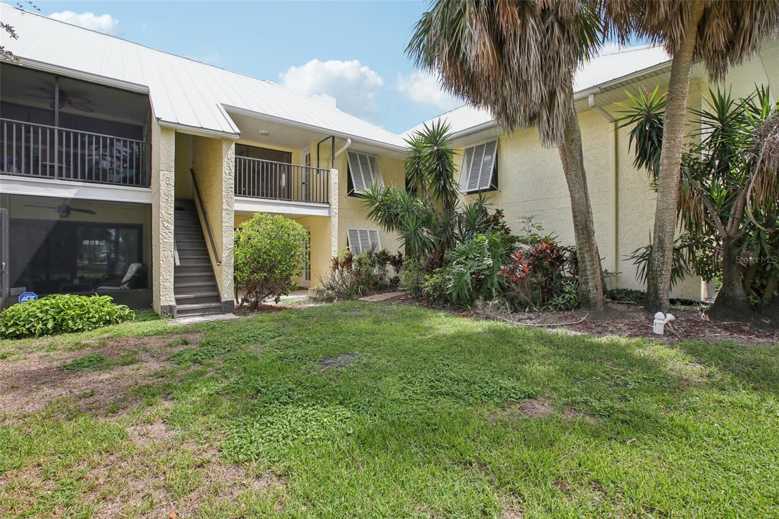Image 28 of 44 For 7300 Sunshine Skyway Lane S 202