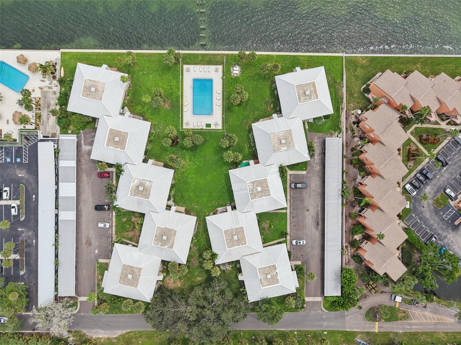 Image 32 of 44 For 7300 Sunshine Skyway Lane S 202