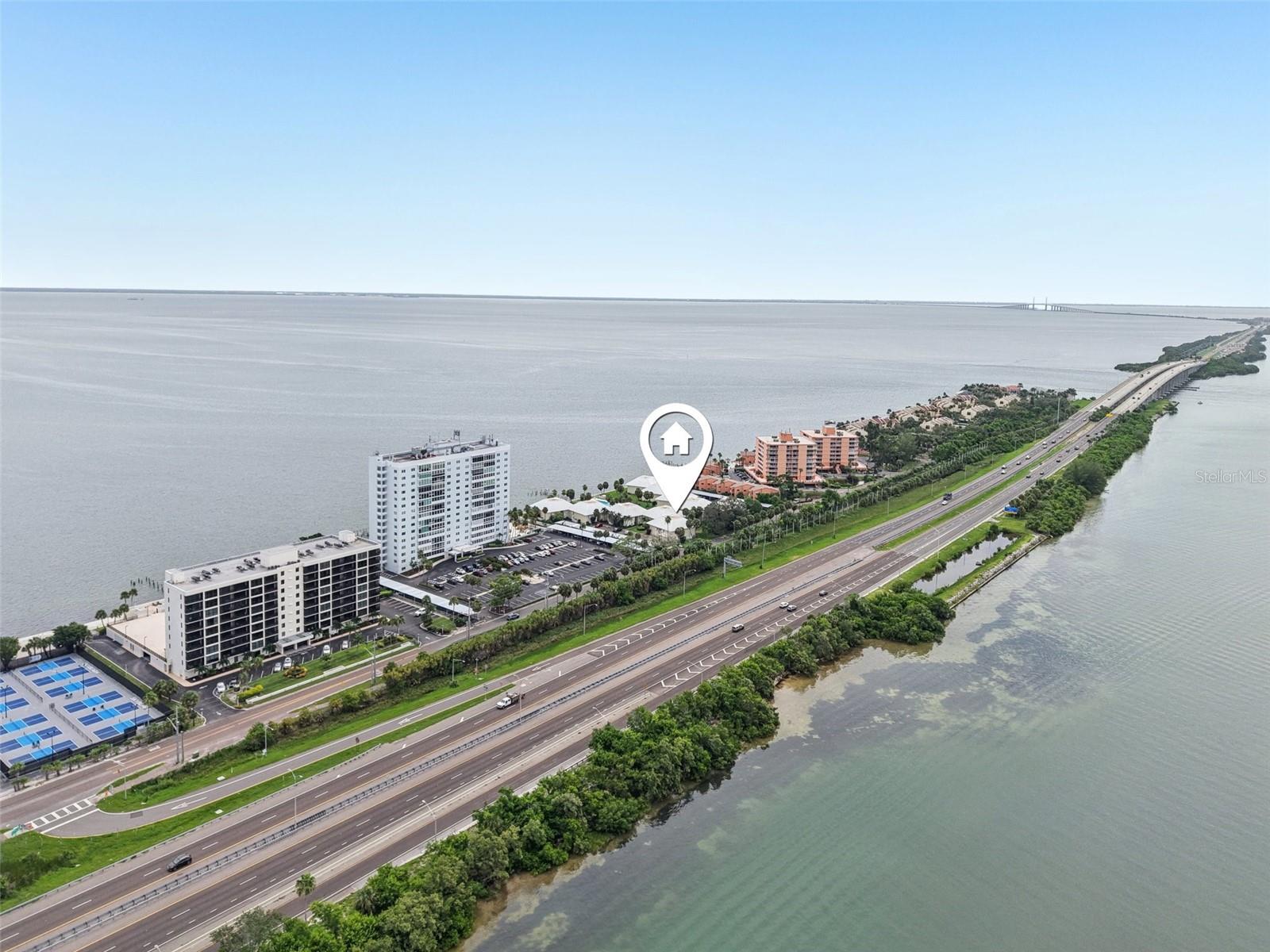 Image 35 of 44 For 7300 Sunshine Skyway Lane S 202
