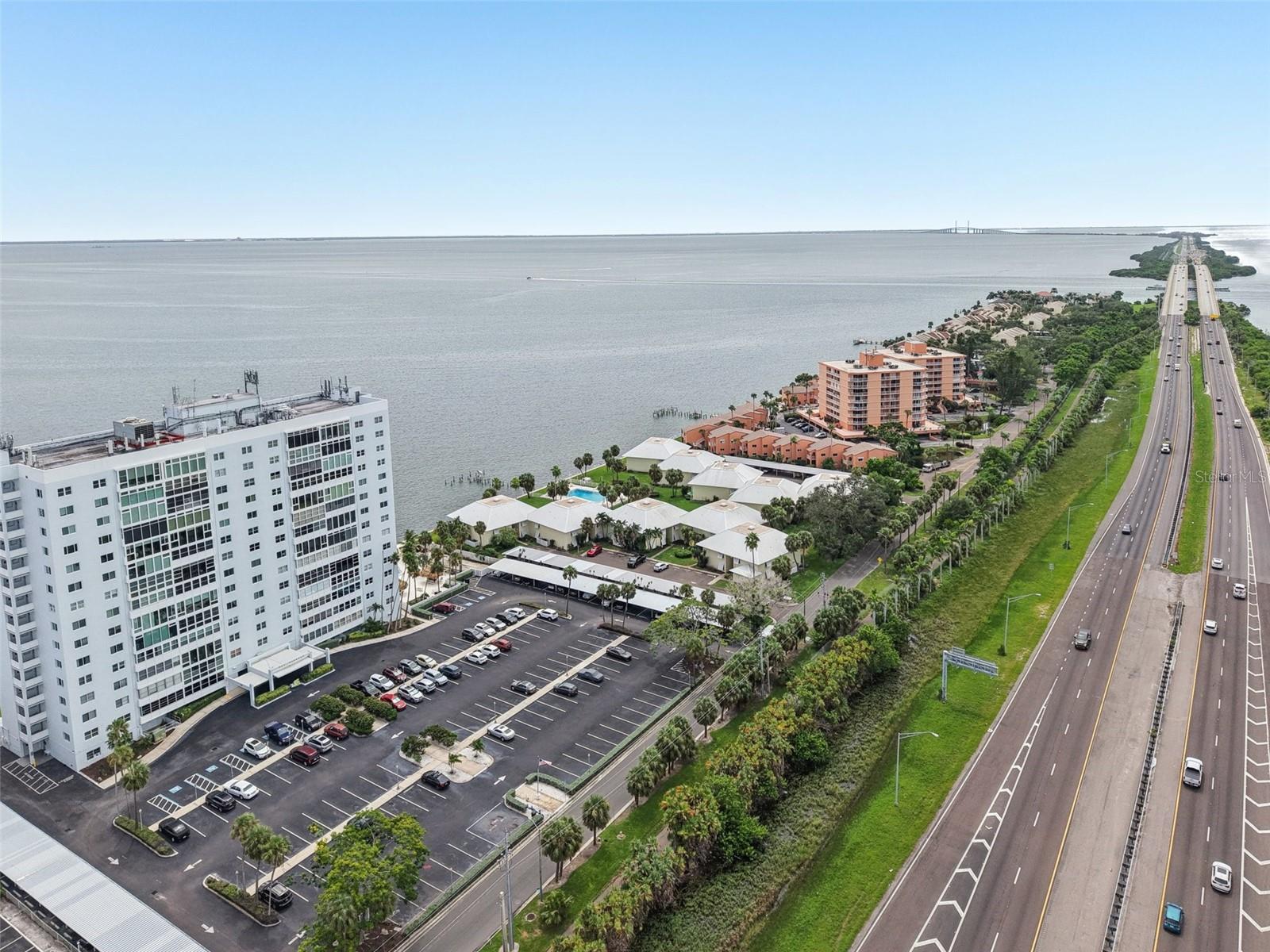 Image 38 of 44 For 7300 Sunshine Skyway Lane S 202