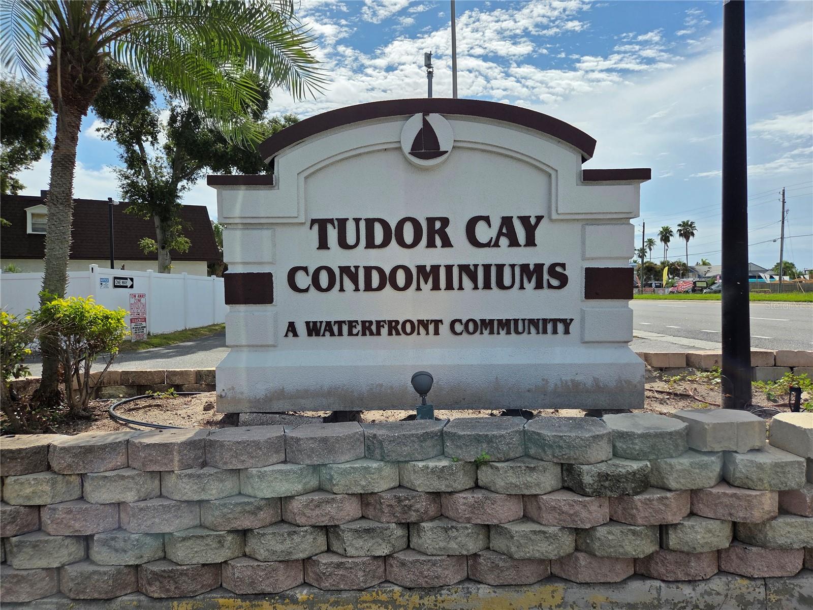 Details for 9004 Tudor Drive K104, TAMPA, FL 33615