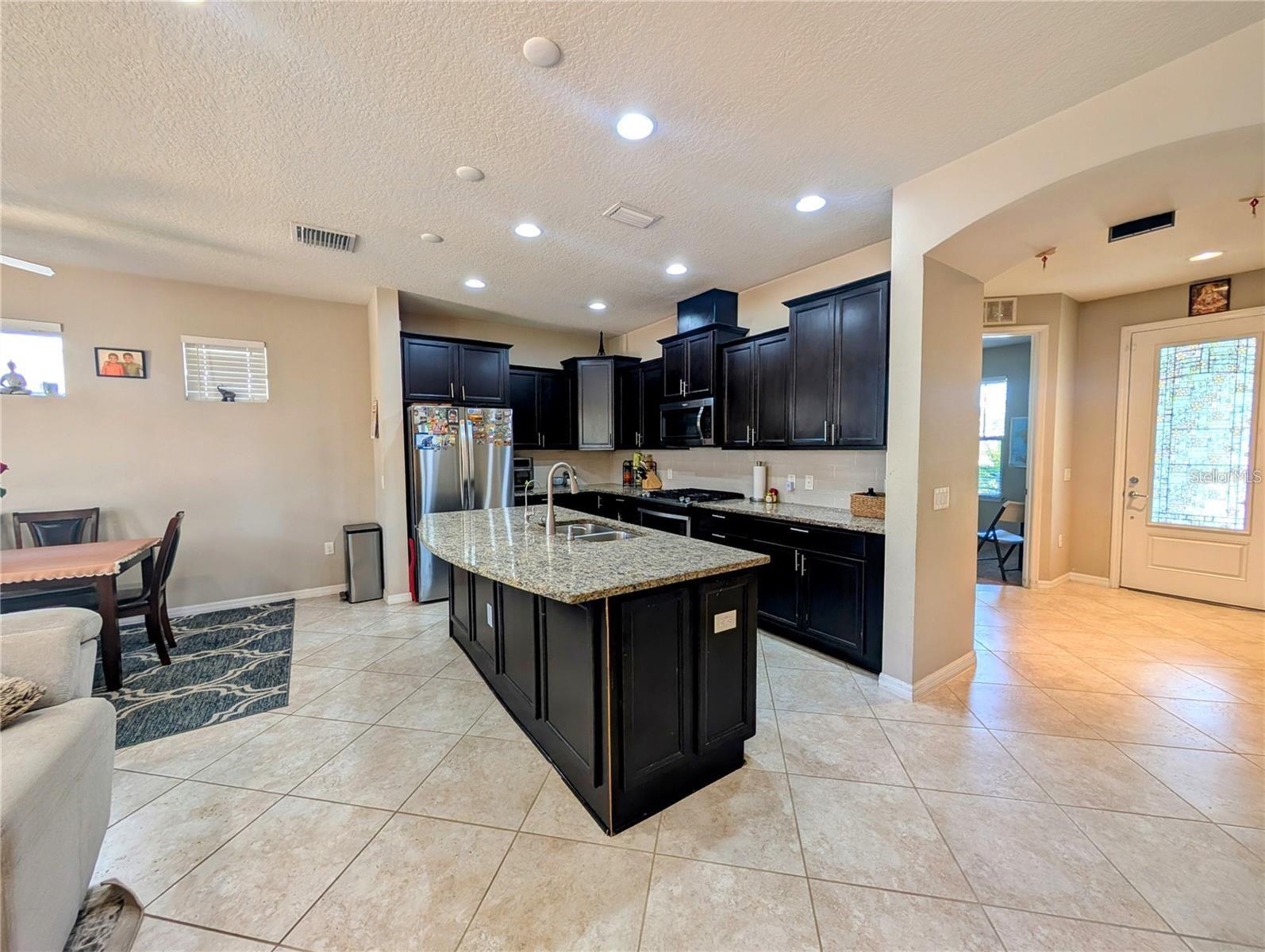 Image 7 of 25 For 5811 Colony Glen Road