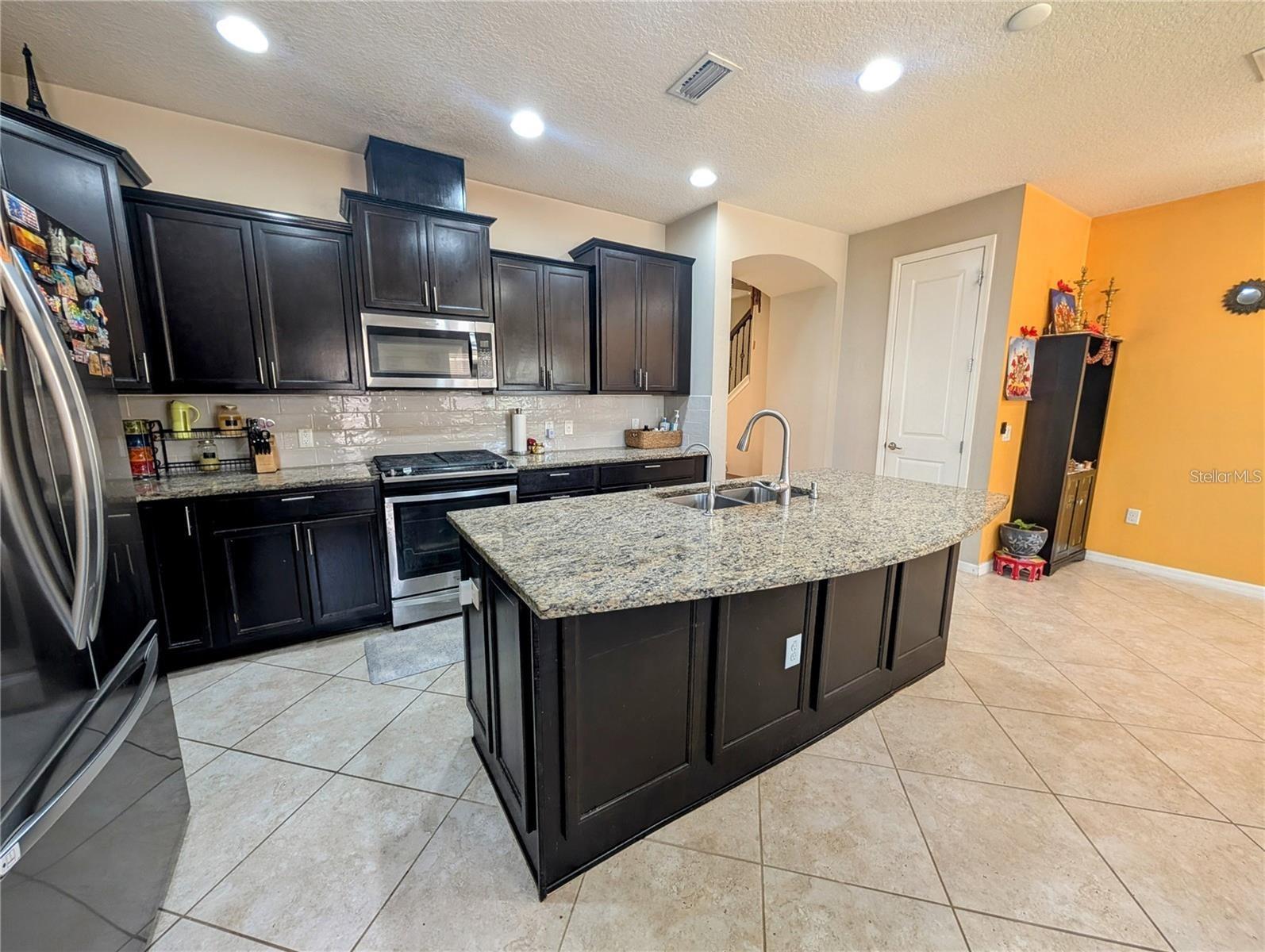 Image 8 of 25 For 5811 Colony Glen Road