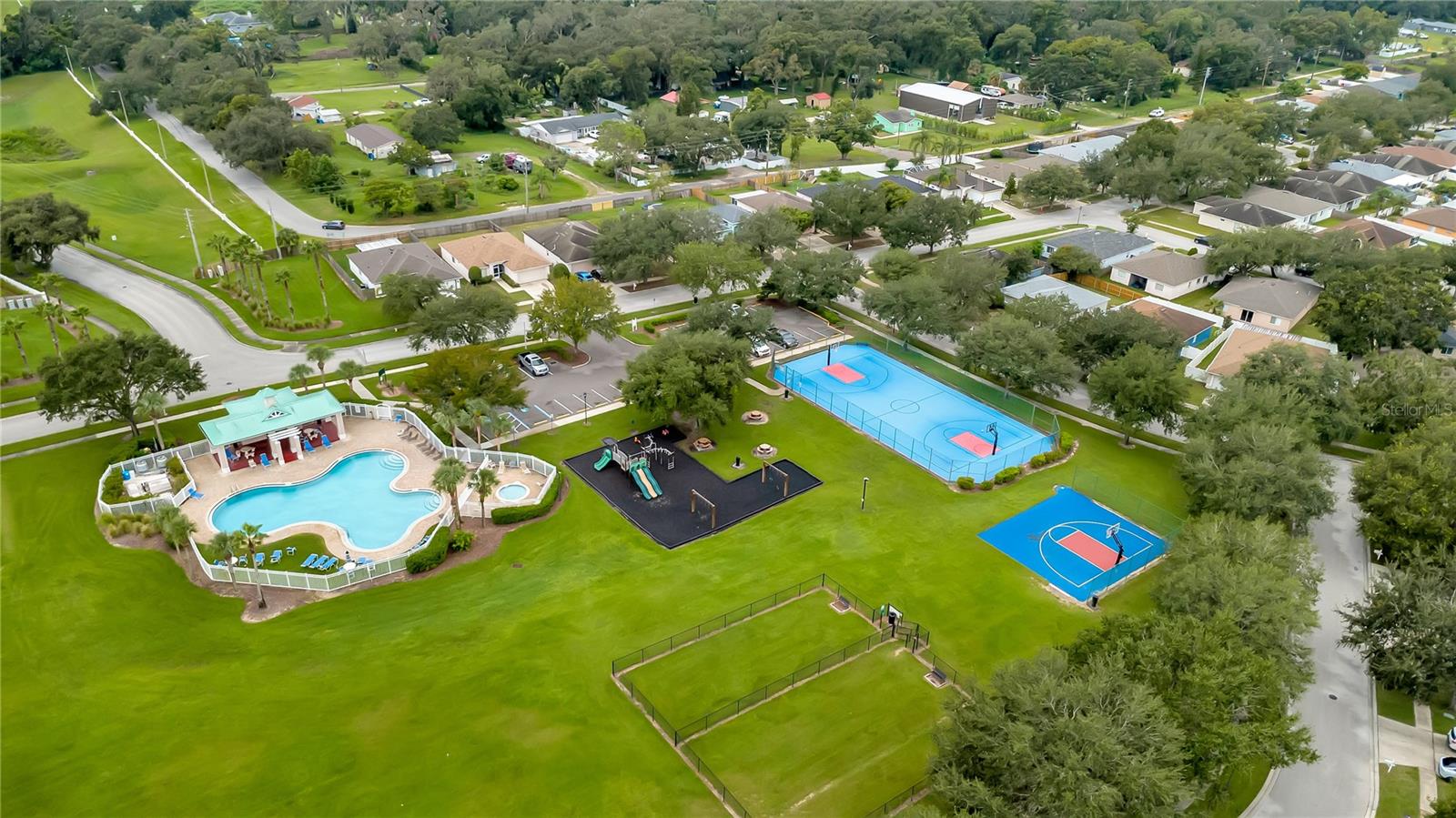 Image 11 of 71 For 3341 Pine Top Drive