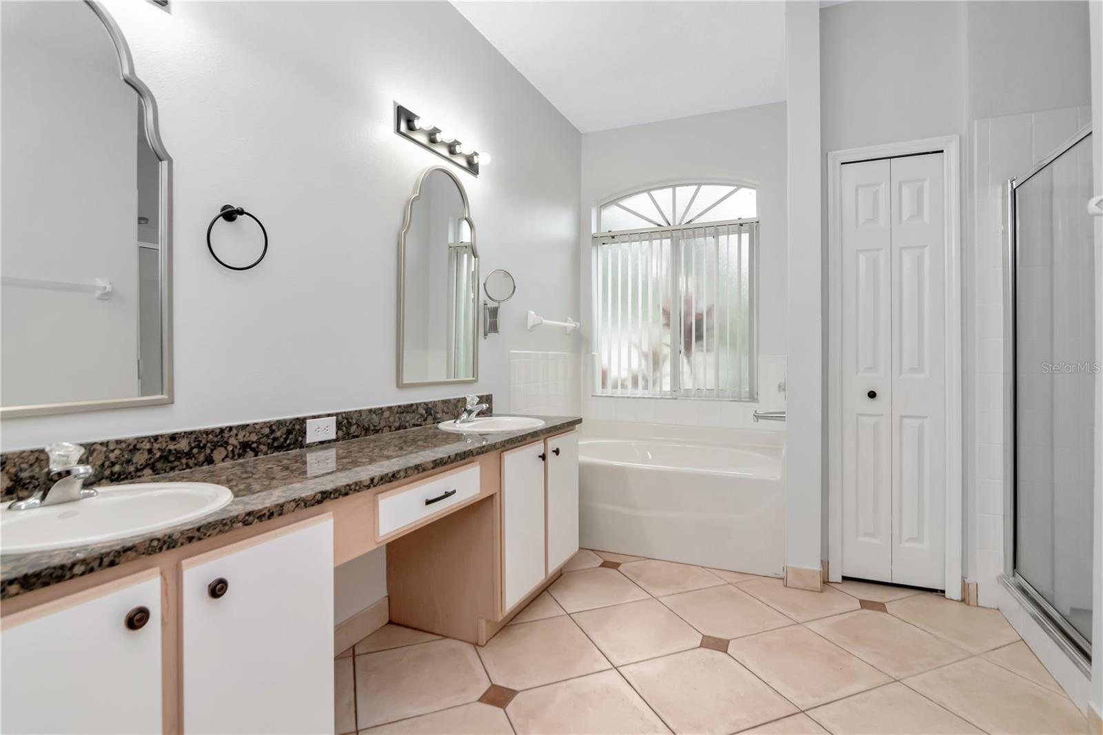 Image 39 of 71 For 3341 Pine Top Drive